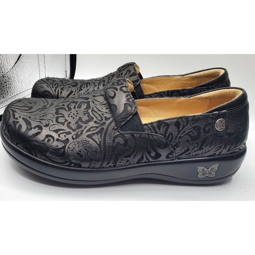 Alegria Womens Keli Professional Leather Shoes -- Blk Embossed Paisley, 38M USED